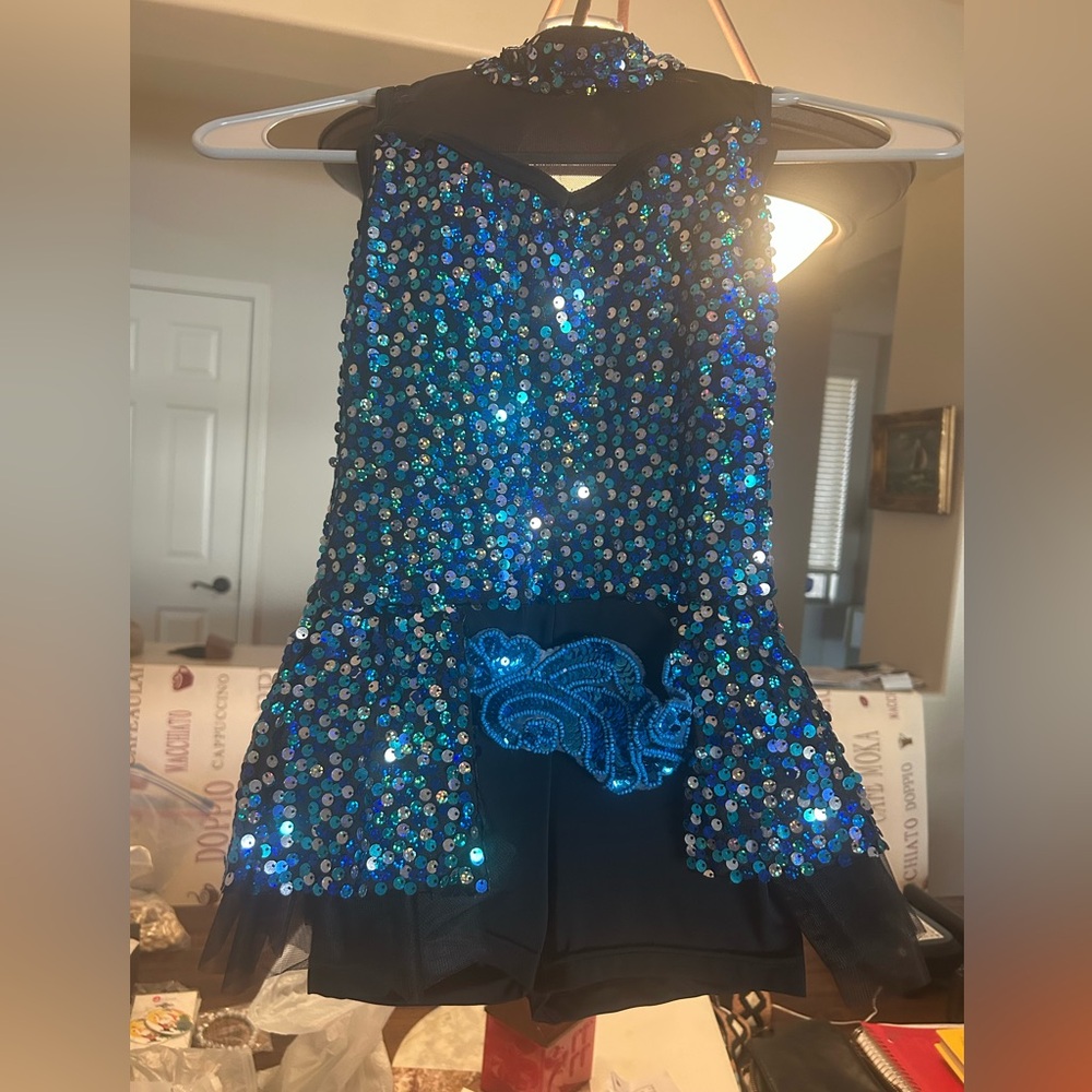 HUGE SALE! WEISSMAN SEQUINED DANCE COSTUME LIKE NEW! SIZE IC